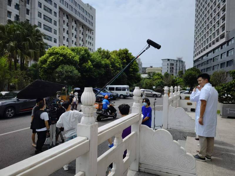 平和县广告片拍摄公司低成本实现高规格制作的诀窍